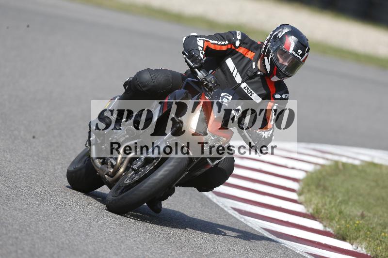 /Archiv-2025/49 26.08.2025 Cornu Master School ADR/gruen-vert/66